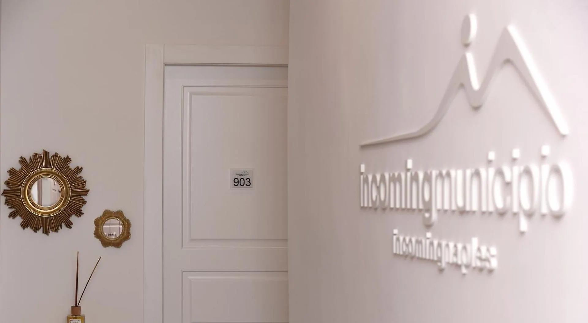 Incoming Municipio Hotel Naples Guest house